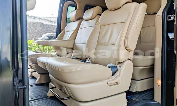 Buy Used Hyundai H1 Black Car in Bangkok in Bangkok Buy Used Hyundai H1 Black Car in Bangkok in Bangkok