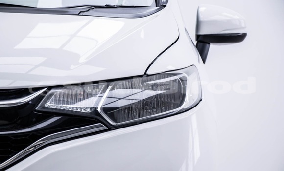 Buy Used Honda Jazz White Car in Bangkok in Bangkok Buy Used Honda Jazz White Car in Bangkok in Bangkok