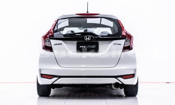 Buy Used Honda Jazz White Car in Bangkok in Bangkok Buy Used Honda Jazz White Car in Bangkok in Bangkok