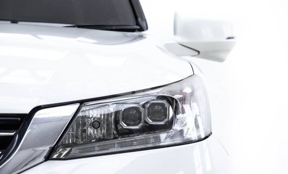 ซื้อ รถมือสอง Honda Accord ขาว รถยนต์ ใน %{เมือง} ใน กรุงเทพมหานคร ซื้อ รถมือสอง Honda Accord ขาว รถยนต์ ใน %{เมือง} ใน กรุงเทพมหานคร