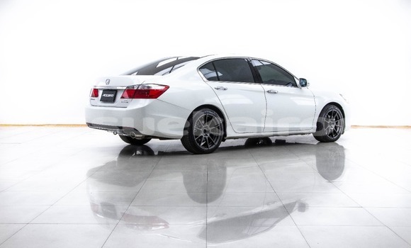 ซื้อ รถมือสอง Honda Accord ขาว รถยนต์ ใน %{เมือง} ใน กรุงเทพมหานคร ซื้อ รถมือสอง Honda Accord ขาว รถยนต์ ใน %{เมือง} ใน กรุงเทพมหานคร