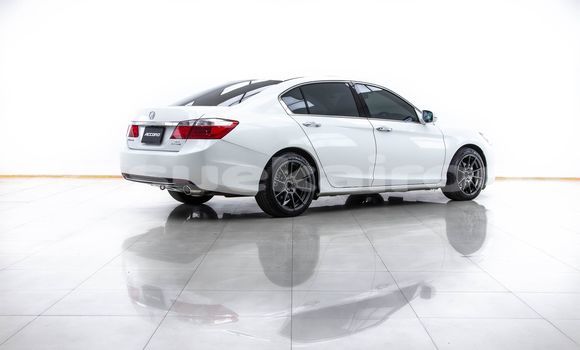 Buy Used Honda Accord White Car in Bangkok in Bangkok Buy Used Honda Accord White Car in Bangkok in Bangkok