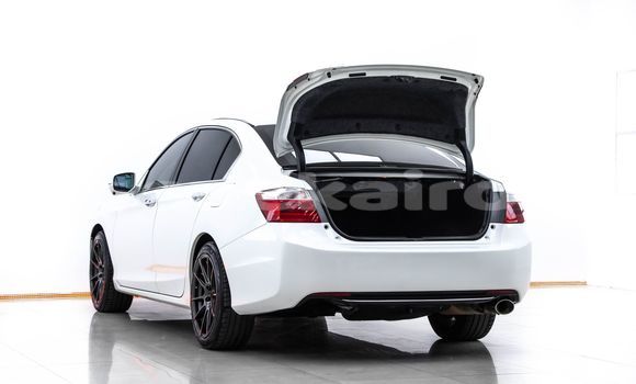 Buy Used Honda Accord White Car in Bangkok in Bangkok Buy Used Honda Accord White Car in Bangkok in Bangkok