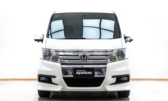 Buy Used Honda Stepwgn White Car in Bangkok in Bangkok Buy Used Honda Stepwgn White Car in Bangkok in Bangkok