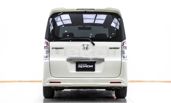 Buy Used Honda Stepwgn White Car in Bangkok in Bangkok Buy Used Honda Stepwgn White Car in Bangkok in Bangkok