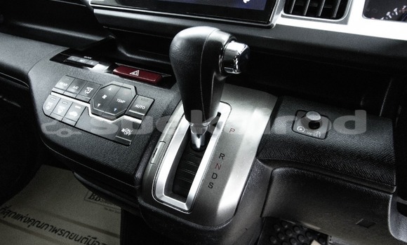 Buy Used Honda Stepwgn White Car in Bangkok in Bangkok Buy Used Honda Stepwgn White Car in Bangkok in Bangkok