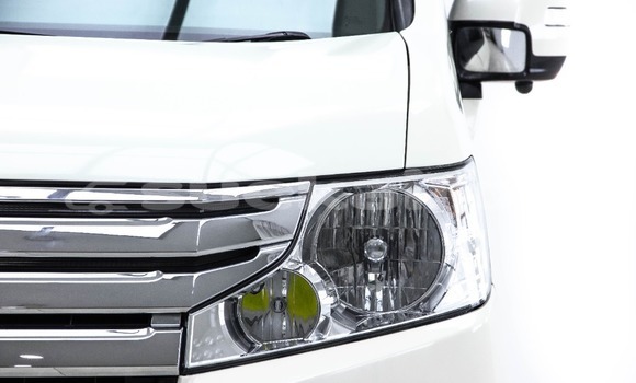 Buy Used Honda Stepwgn White Car in Bangkok in Bangkok Buy Used Honda Stepwgn White Car in Bangkok in Bangkok