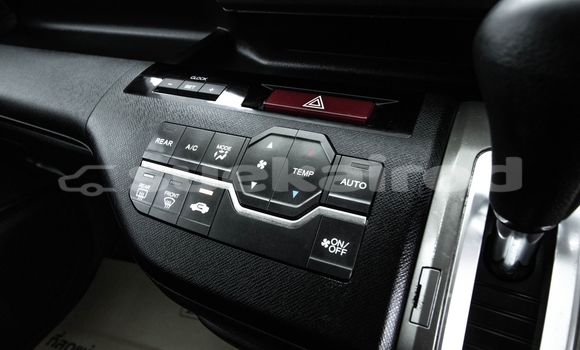 Buy Used Honda Stepwgn White Car in Bangkok in Bangkok Buy Used Honda Stepwgn White Car in Bangkok in Bangkok