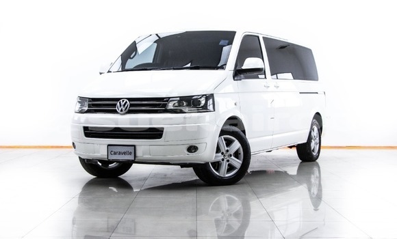 Buy Used Volkswagen Caravelle White Car in Bangkok in Bangkok