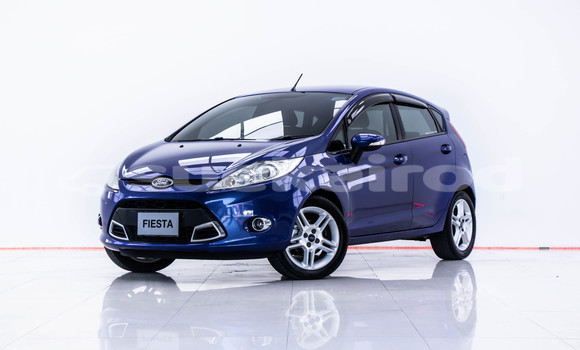 ซื้อ รถมือสอง Ford Fiesta สีน้ำเงิน รถยนต์ ใน %{เมือง} ใน กรุงเทพมหานคร