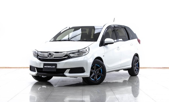Buy Used Honda Mobilio White Car in Bangkok in Bangkok