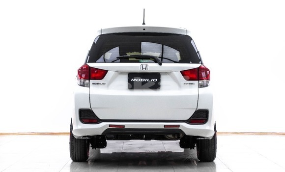 ซื้อ รถมือสอง Honda Mobilio ขาว รถยนต์ ใน %{เมือง} ใน กรุงเทพมหานคร ซื้อ รถมือสอง Honda Mobilio ขาว รถยนต์ ใน %{เมือง} ใน กรุงเทพมหานคร