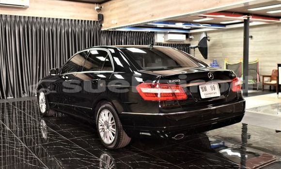 ซื้อ รถมือสอง Mercedes-Benz E200 สีดำ รถยนต์ ใน %{เมือง} ใน กรุงเทพมหานคร ซื้อ รถมือสอง Mercedes-Benz E200 สีดำ รถยนต์ ใน %{เมือง} ใน กรุงเทพมหานคร