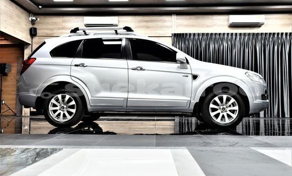 ซื้อ รถมือสอง Chevrolet Captiva เงิน รถยนต์ ใน %{เมือง} ใน กรุงเทพมหานคร ซื้อ รถมือสอง Chevrolet Captiva เงิน รถยนต์ ใน %{เมือง} ใน กรุงเทพมหานคร