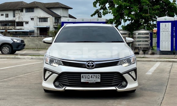 Buy Used Toyota Camry White Car in Bangkok in Bangkok Buy Used Toyota Camry White Car in Bangkok in Bangkok