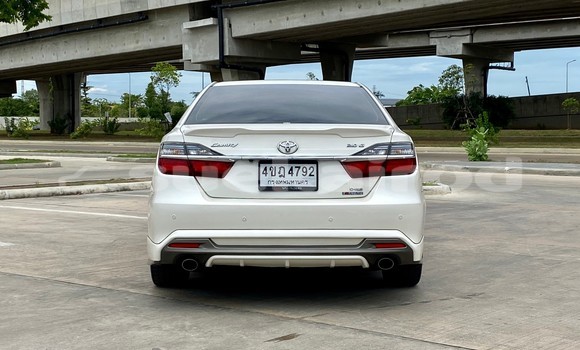Buy Used Toyota Camry White Car in Bangkok in Bangkok Buy Used Toyota Camry White Car in Bangkok in Bangkok