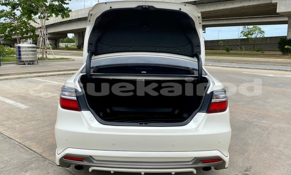 Buy Used Toyota Camry White Car in Bangkok in Bangkok Buy Used Toyota Camry White Car in Bangkok in Bangkok