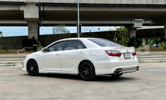 Buy Used Toyota Camry White Car in Bangkok in Bangkok Buy Used Toyota Camry White Car in Bangkok in Bangkok