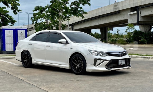Buy Used Toyota Camry White Car in Bangkok in Bangkok Buy Used Toyota Camry White Car in Bangkok in Bangkok