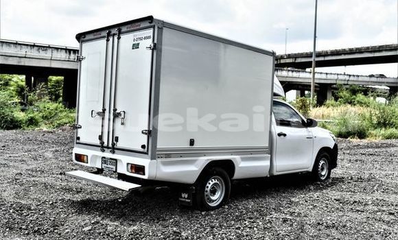 ซื้อ รถมือสอง Toyota Hiluxe Revo ขาว รถยนต์ ใน %{เมือง} ใน กรุงเทพมหานคร ซื้อ รถมือสอง Toyota Hiluxe Revo ขาว รถยนต์ ใน %{เมือง} ใน กรุงเทพมหานคร