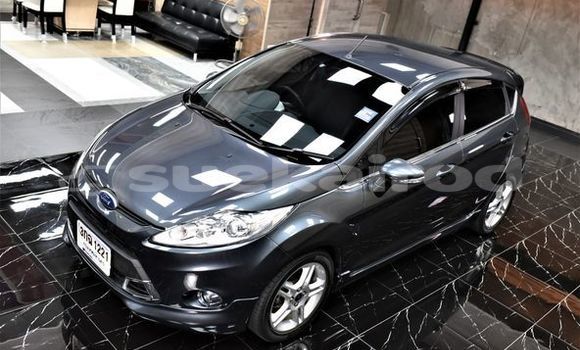 ซื้อ รถมือสอง Ford Fiesta สีดำ รถยนต์ ใน %{เมือง} ใน กรุงเทพมหานคร