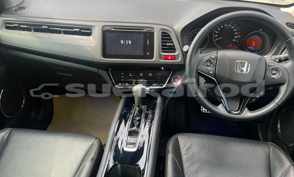 ซื้อ รถมือสอง Honda HR-V ขาว รถยนต์ ใน %{เมือง} ใน กรุงเทพมหานคร ซื้อ รถมือสอง Honda HR-V ขาว รถยนต์ ใน %{เมือง} ใน กรุงเทพมหานคร