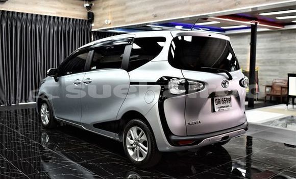 ซื้อ รถมือสอง Toyota Sienta เงิน รถยนต์ ใน %{เมือง} ใน กรุงเทพมหานคร ซื้อ รถมือสอง Toyota Sienta เงิน รถยนต์ ใน %{เมือง} ใน กรุงเทพมหานคร