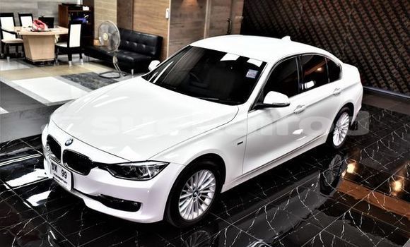 ซื้อ รถมือสอง BMW 3–Series ขาว รถยนต์ ใน %{เมือง} ใน กรุงเทพมหานคร