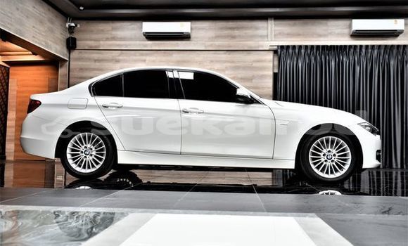ซื้อ รถมือสอง BMW 3–Series ขาว รถยนต์ ใน %{เมือง} ใน กรุงเทพมหานคร ซื้อ รถมือสอง BMW 3–Series ขาว รถยนต์ ใน %{เมือง} ใน กรุงเทพมหานคร