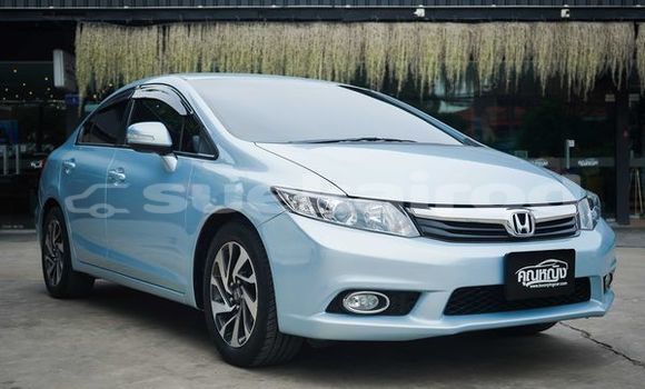 ซื้อ รถมือสอง Honda Civic อื่น ๆ รถยนต์ ใน %{เมือง} ใน กรุงเทพมหานคร