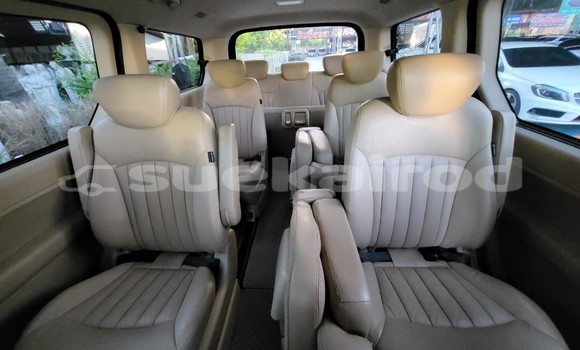 Buy Used Hyundai H1 Black Car in Bangkok in Bangkok Buy Used Hyundai H1 Black Car in Bangkok in Bangkok