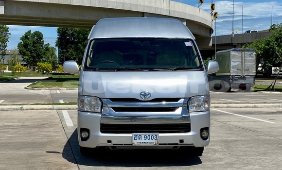 ซื้อ รถมือสอง Toyota Commuter เงิน รถยนต์ ใน %{เมือง} ใน กรุงเทพมหานคร ซื้อ รถมือสอง Toyota Commuter เงิน รถยนต์ ใน %{เมือง} ใน กรุงเทพมหานคร