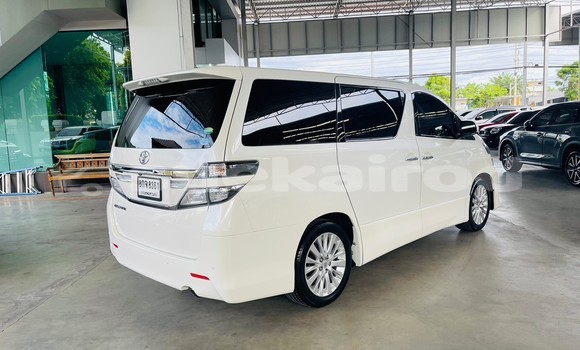 ซื้อ รถมือสอง Toyota Vellfire ขาว รถยนต์ ใน %{เมือง} ใน กรุงเทพมหานคร ซื้อ รถมือสอง Toyota Vellfire ขาว รถยนต์ ใน %{เมือง} ใน กรุงเทพมหานคร