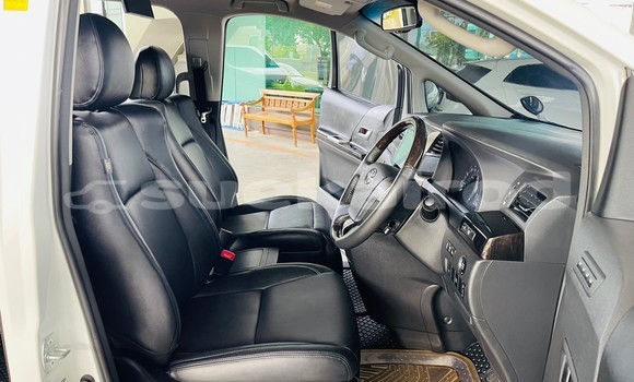 ซื้อ รถมือสอง Toyota Vellfire ขาว รถยนต์ ใน %{เมือง} ใน กรุงเทพมหานคร ซื้อ รถมือสอง Toyota Vellfire ขาว รถยนต์ ใน %{เมือง} ใน กรุงเทพมหานคร