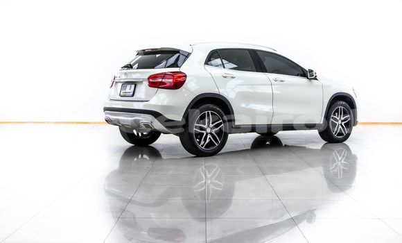 ซื้อ รถมือสอง Mercedes-Benz GLA-klasse ขาว รถยนต์ ใน %{เมือง} ใน กรุงเทพมหานคร ซื้อ รถมือสอง Mercedes-Benz GLA-klasse ขาว รถยนต์ ใน %{เมือง} ใน กรุงเทพมหานคร