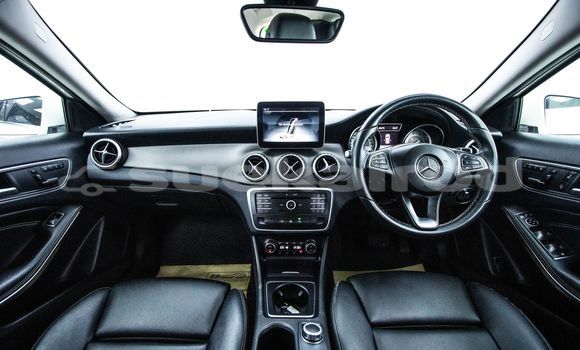 ซื้อ รถมือสอง Mercedes-Benz GLA-klasse ขาว รถยนต์ ใน %{เมือง} ใน กรุงเทพมหานคร ซื้อ รถมือสอง Mercedes-Benz GLA-klasse ขาว รถยนต์ ใน %{เมือง} ใน กรุงเทพมหานคร