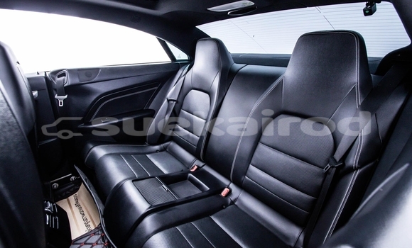 ซื้อ รถมือสอง Mercedes-Benz E-Classe สีแดง รถยนต์ ใน %{เมือง} ใน กรุงเทพมหานคร ซื้อ รถมือสอง Mercedes-Benz E-Classe สีแดง รถยนต์ ใน %{เมือง} ใน กรุงเทพมหานคร