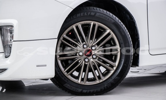 Buy Used Toyota Prius White Car in Bangkok in Bangkok Buy Used Toyota Prius White Car in Bangkok in Bangkok