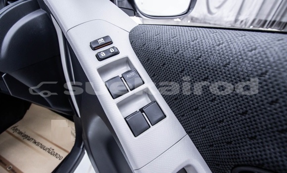 ซื้อ รถมือสอง Toyota Yaris ขาว รถยนต์ ใน %{เมือง} ใน กรุงเทพมหานคร ซื้อ รถมือสอง Toyota Yaris ขาว รถยนต์ ใน %{เมือง} ใน กรุงเทพมหานคร