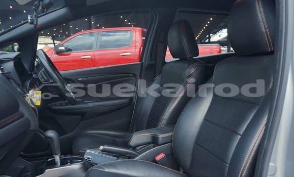 Buy Used Honda Jazz Silver Car in Bangkok in Bangkok Buy Used Honda Jazz Silver Car in Bangkok in Bangkok