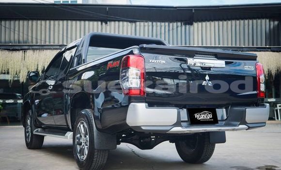 ซื้อ รถมือสอง Mitsubishi Triton สีดำ รถยนต์ ใน %{เมือง} ใน กรุงเทพมหานคร ซื้อ รถมือสอง Mitsubishi Triton สีดำ รถยนต์ ใน %{เมือง} ใน กรุงเทพมหานคร