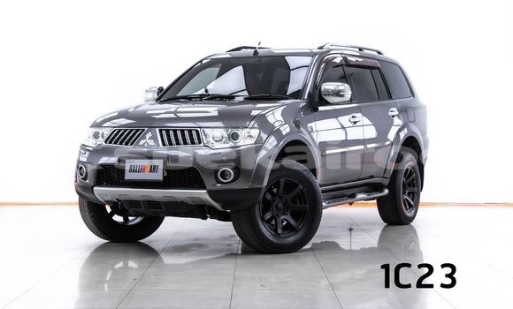 ซื้อ รถมือสอง Mitsubishi Pajero สีน้ำตาล รถยนต์ ใน %{เมือง} ใน กรุงเทพมหานคร ซื้อ รถมือสอง Mitsubishi Pajero สีน้ำตาล รถยนต์ ใน %{เมือง} ใน กรุงเทพมหานคร