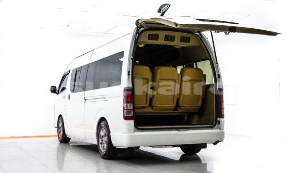 ซื้อ รถมือสอง Toyota Commuter ขาว รถยนต์ ใน %{เมือง} ใน กรุงเทพมหานคร ซื้อ รถมือสอง Toyota Commuter ขาว รถยนต์ ใน %{เมือง} ใน กรุงเทพมหานคร