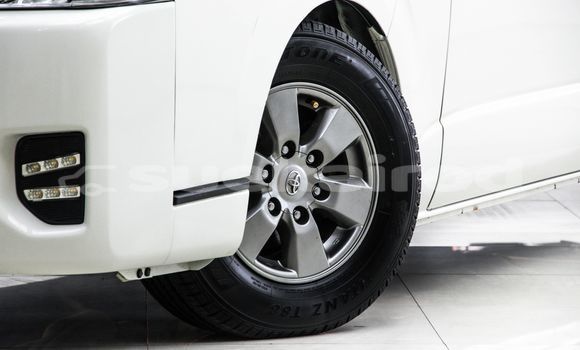 ซื้อ รถมือสอง Toyota Commuter ขาว รถยนต์ ใน %{เมือง} ใน กรุงเทพมหานคร ซื้อ รถมือสอง Toyota Commuter ขาว รถยนต์ ใน %{เมือง} ใน กรุงเทพมหานคร