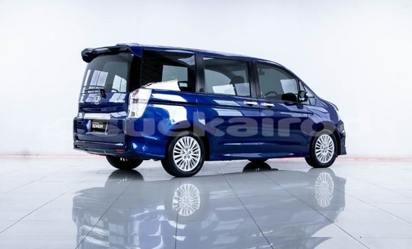Buy Used Honda Stepwgn Blue Car in Bangkok in Bangkok Buy Used Honda Stepwgn Blue Car in Bangkok in Bangkok