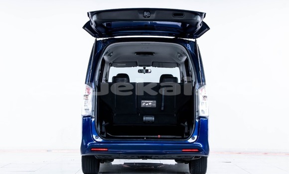 Buy Used Honda Stepwgn Blue Car in Bangkok in Bangkok Buy Used Honda Stepwgn Blue Car in Bangkok in Bangkok