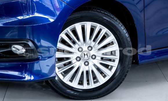 Buy Used Honda Stepwgn Blue Car in Bangkok in Bangkok Buy Used Honda Stepwgn Blue Car in Bangkok in Bangkok