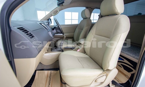 ซื้อ รถมือสอง Toyota Hiluxe VIGO ขาว รถยนต์ ใน %{เมือง} ใน กรุงเทพมหานคร ซื้อ รถมือสอง Toyota Hiluxe VIGO ขาว รถยนต์ ใน %{เมือง} ใน กรุงเทพมหานคร