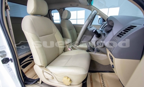 ซื้อ รถมือสอง Toyota Hiluxe VIGO ขาว รถยนต์ ใน %{เมือง} ใน กรุงเทพมหานคร ซื้อ รถมือสอง Toyota Hiluxe VIGO ขาว รถยนต์ ใน %{เมือง} ใน กรุงเทพมหานคร