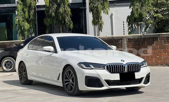 ซื้อ รถมือสอง BMW 5–Series ขาว รถยนต์ ใน %{เมือง} ใน กรุงเทพมหานคร